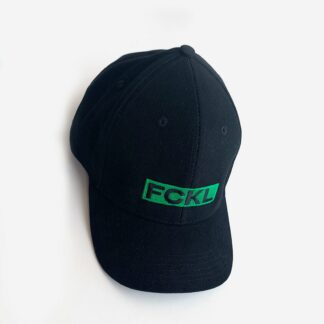Кепка чорна FCKL